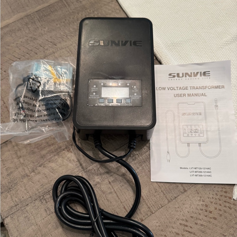 Sunvie Low voltage Landscape Transformer. 120 watts.